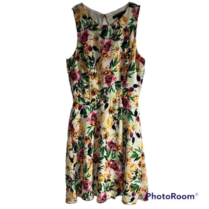 Forever‎ 21 Women’s Floral Dress Size Small